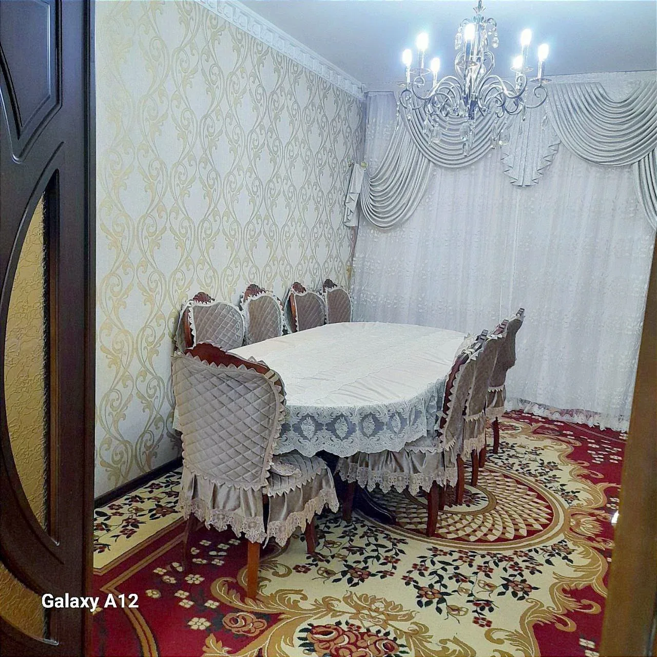 Uy rasmi 6