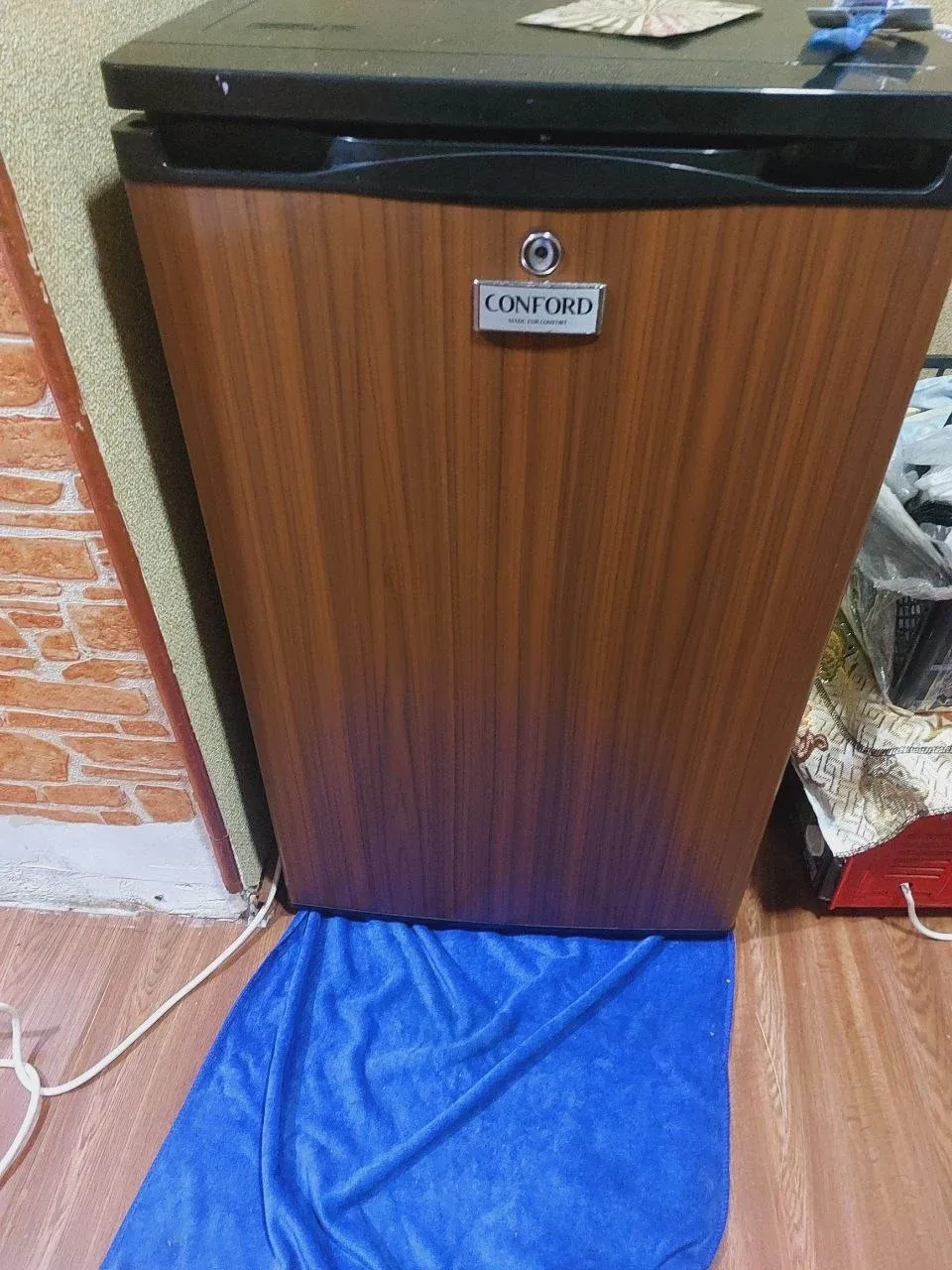 Uy rasmi 1