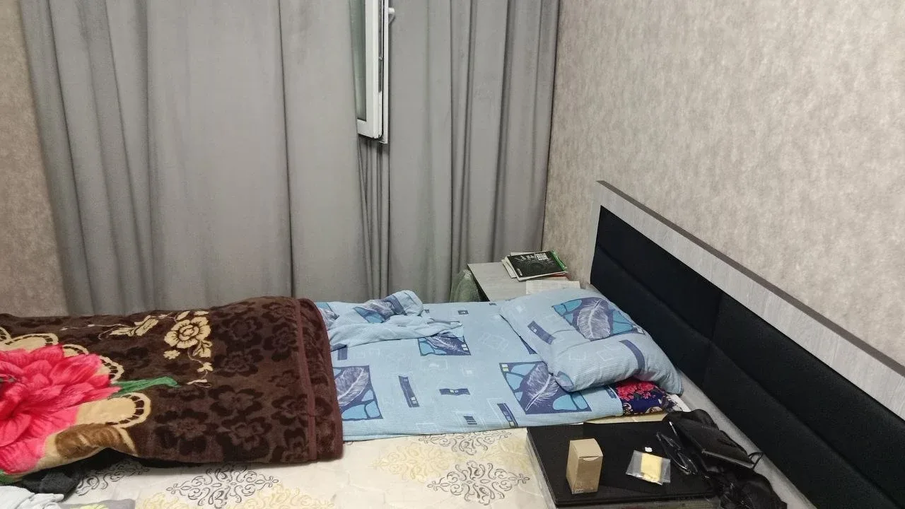 Uy rasmi 1