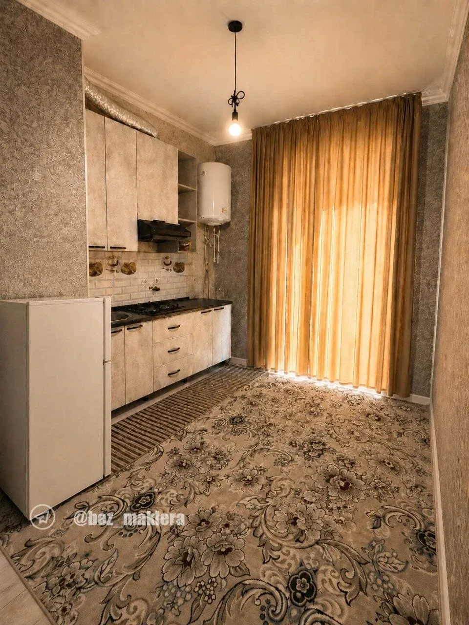 Uy rasmi 1