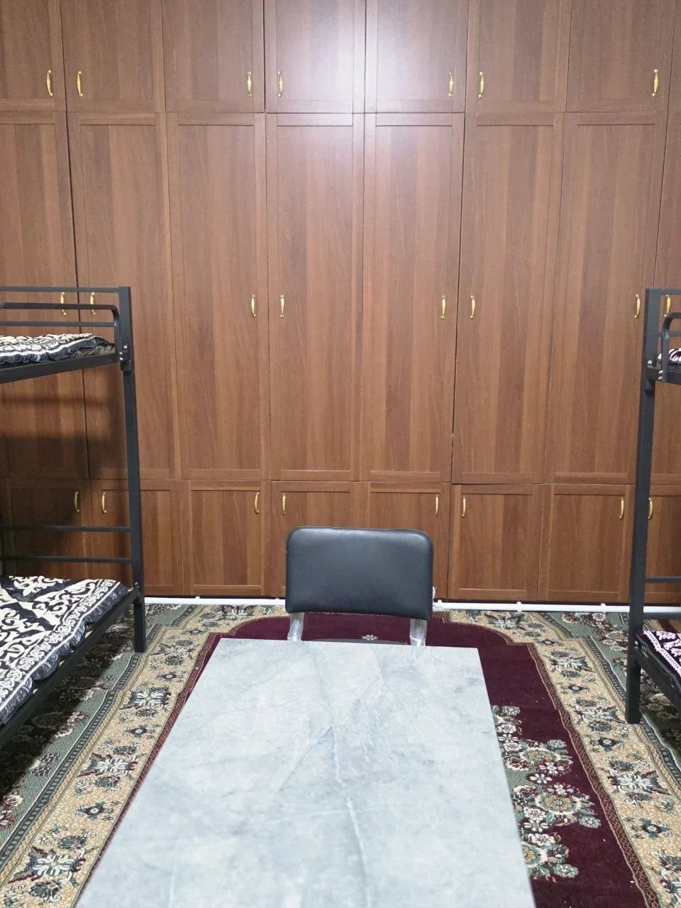 Uy rasmi 2