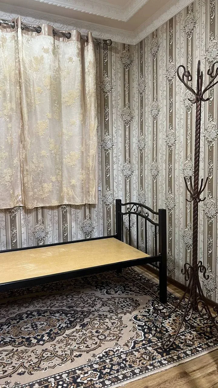 Uy rasmi 2