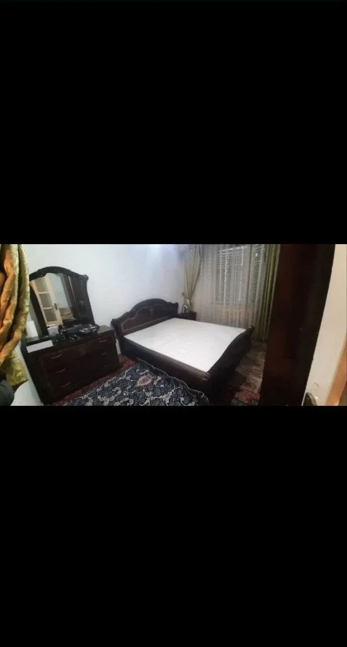 Uy rasmi 1