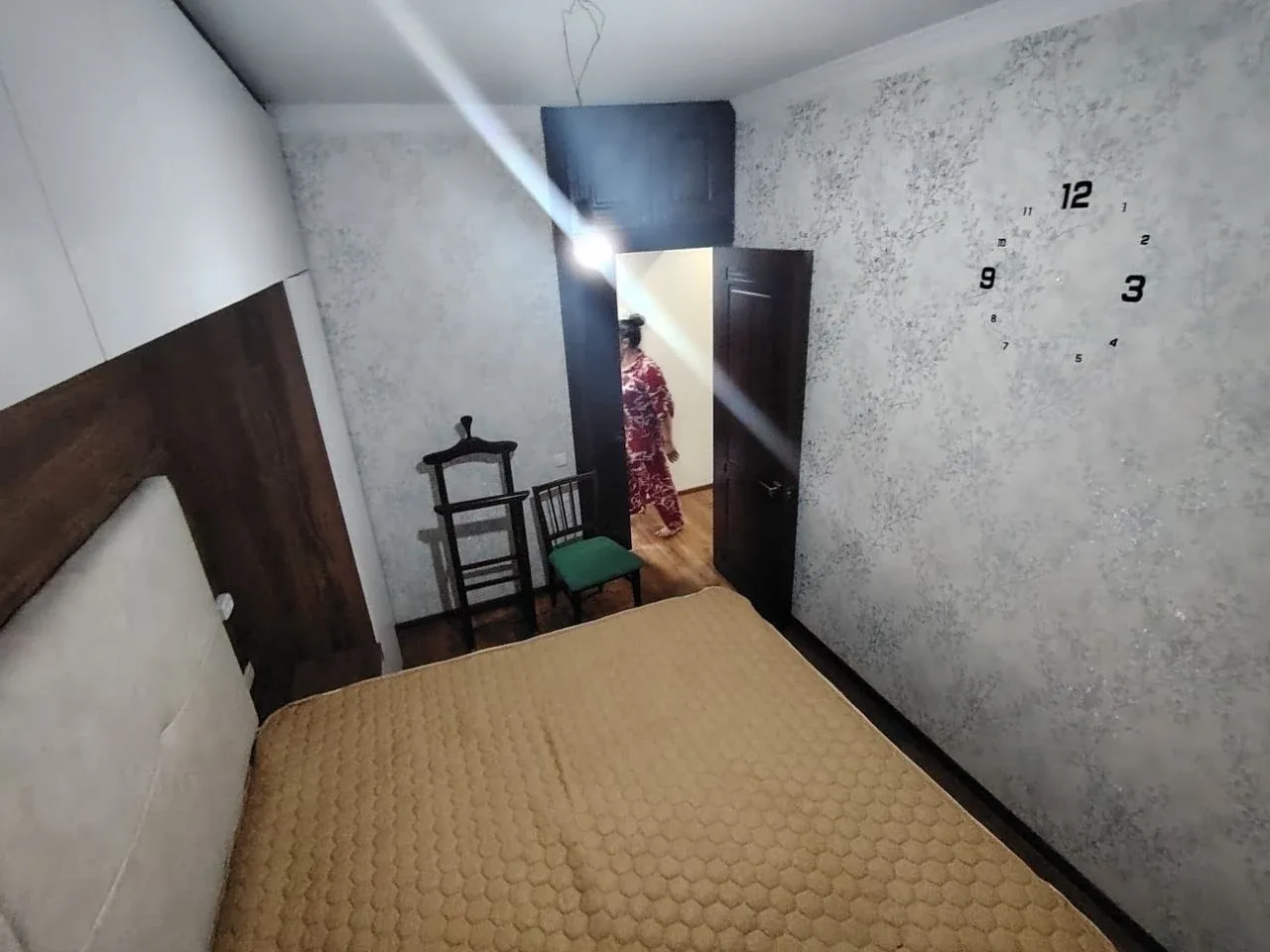 Uy rasmi 1