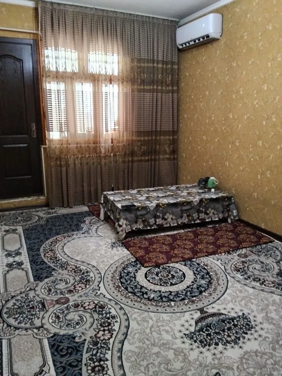 Uy rasmi 2