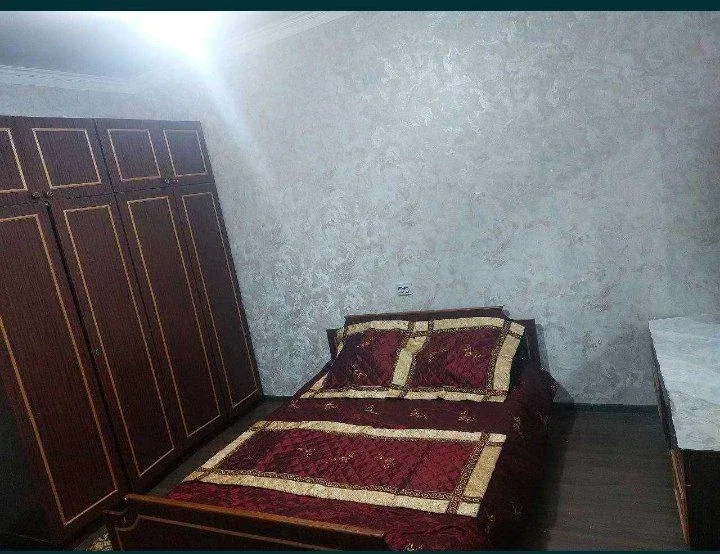 Uy rasmi 7