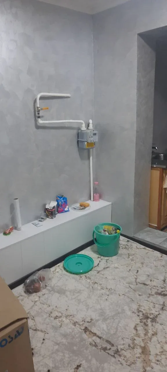 Uy rasmi 5